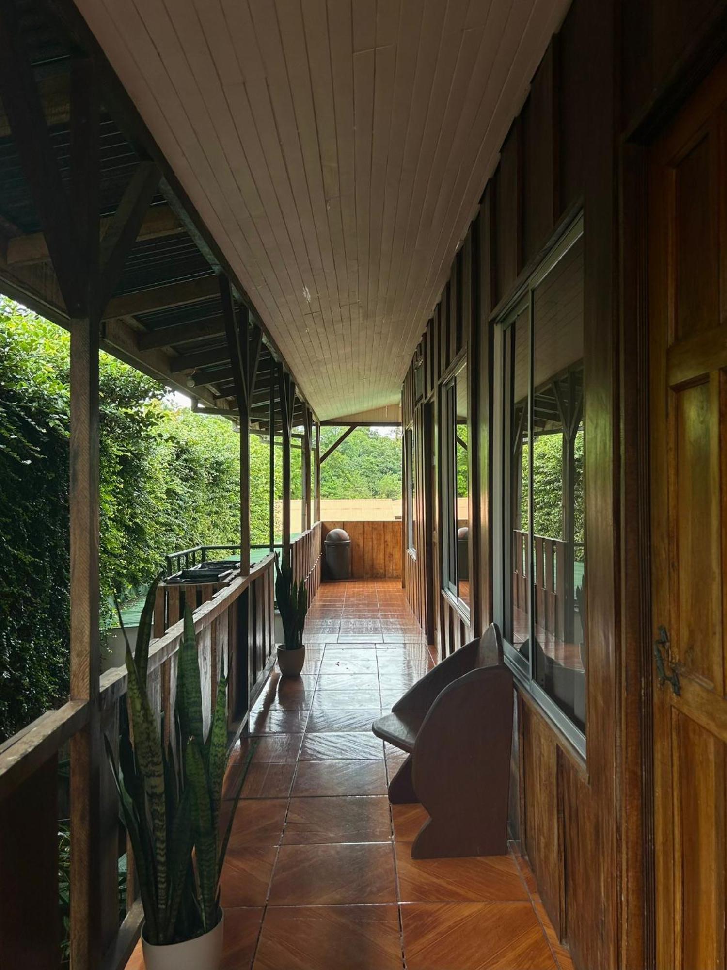 Alpha Arenal Hostel La Fortuna Εξωτερικό φωτογραφία