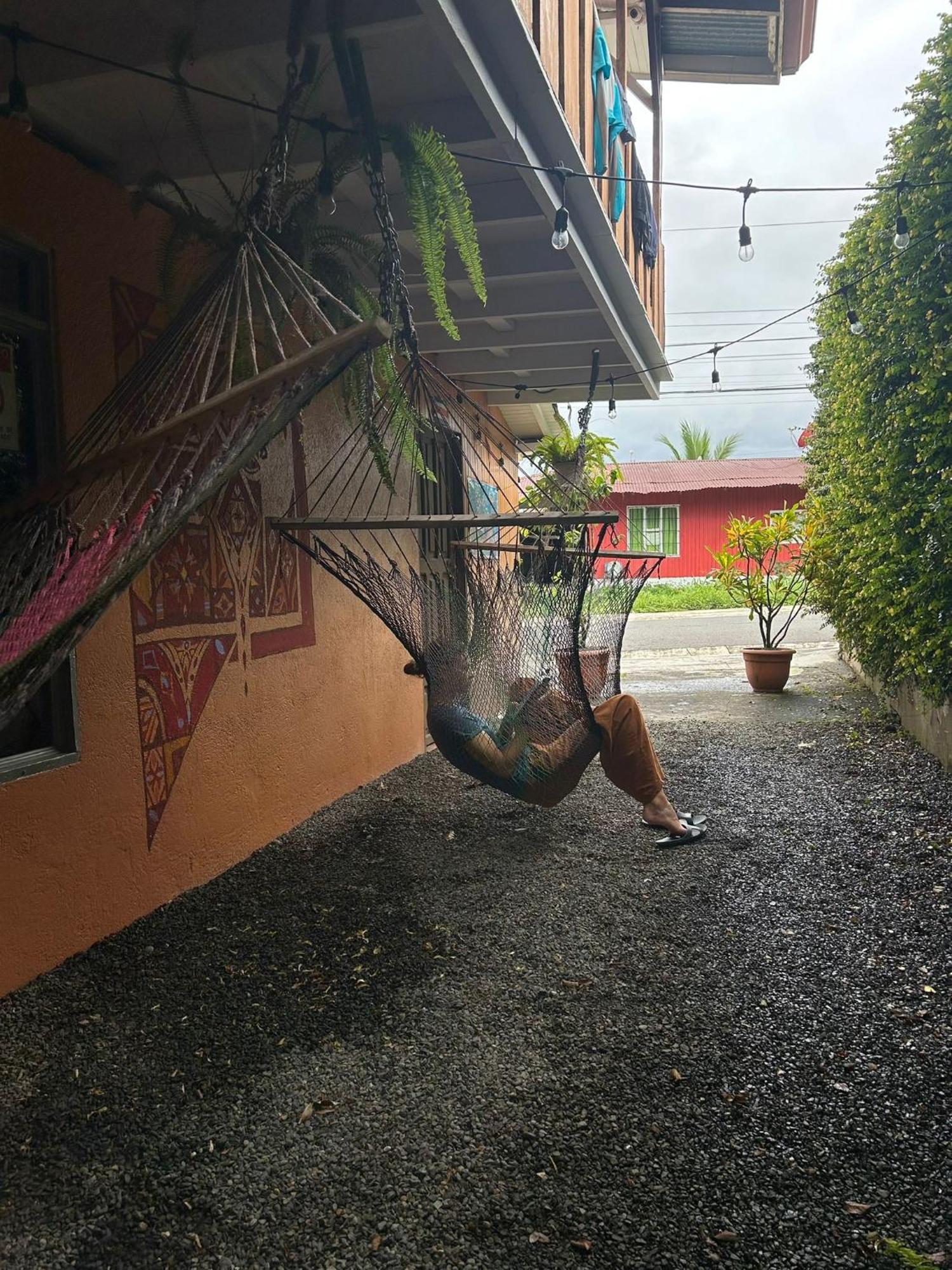 Alpha Arenal Hostel La Fortuna Εξωτερικό φωτογραφία