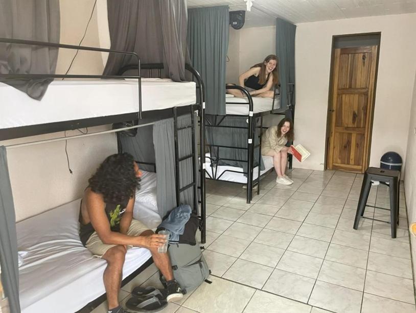 Alpha Arenal Hostel La Fortuna Εξωτερικό φωτογραφία